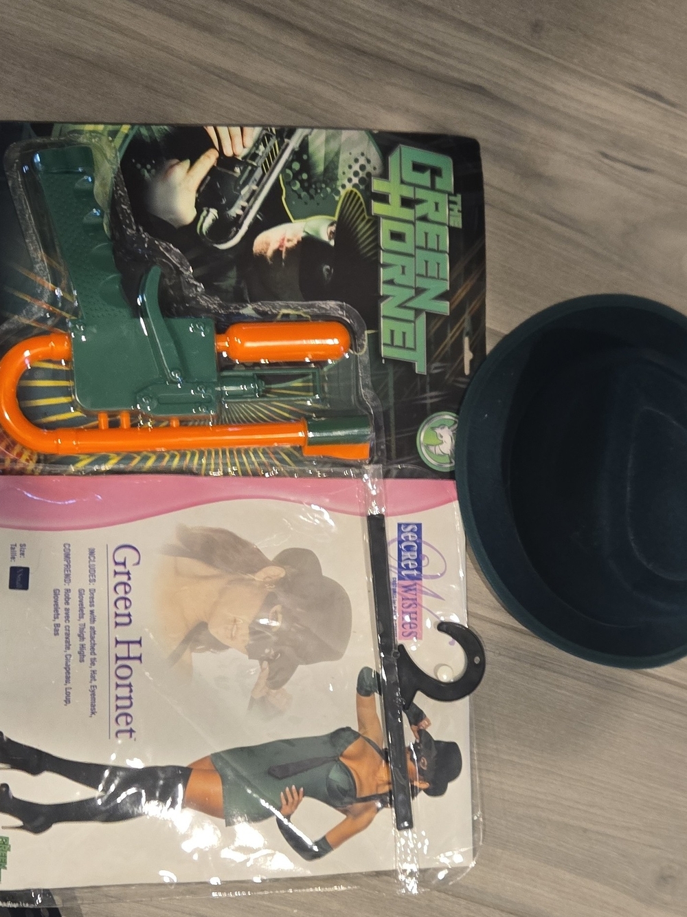 Green Hornet Haĺloween Costume With Hat/ Gun